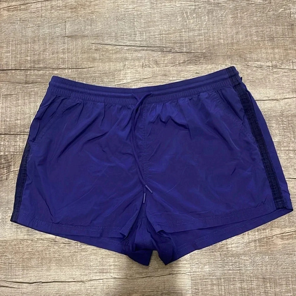Athleta - Expedition Shorts - Cosmic Blue/Purple - Size 10 - Picture 1 of 9
